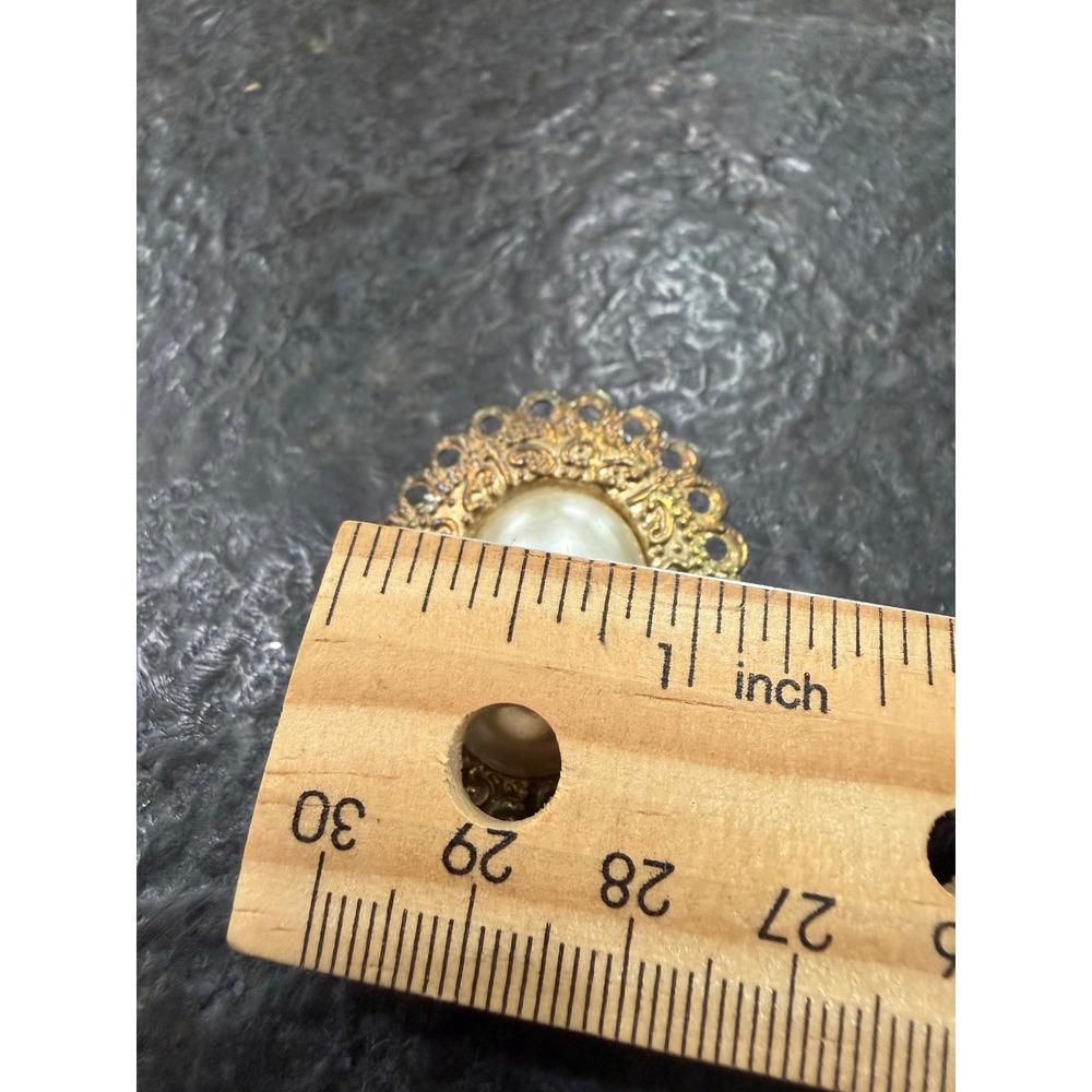 Vintage Gold Tone Filigree Faux Pearl Scarf Pin Clip Oval Ornate Brooch - Picture 2 of 4